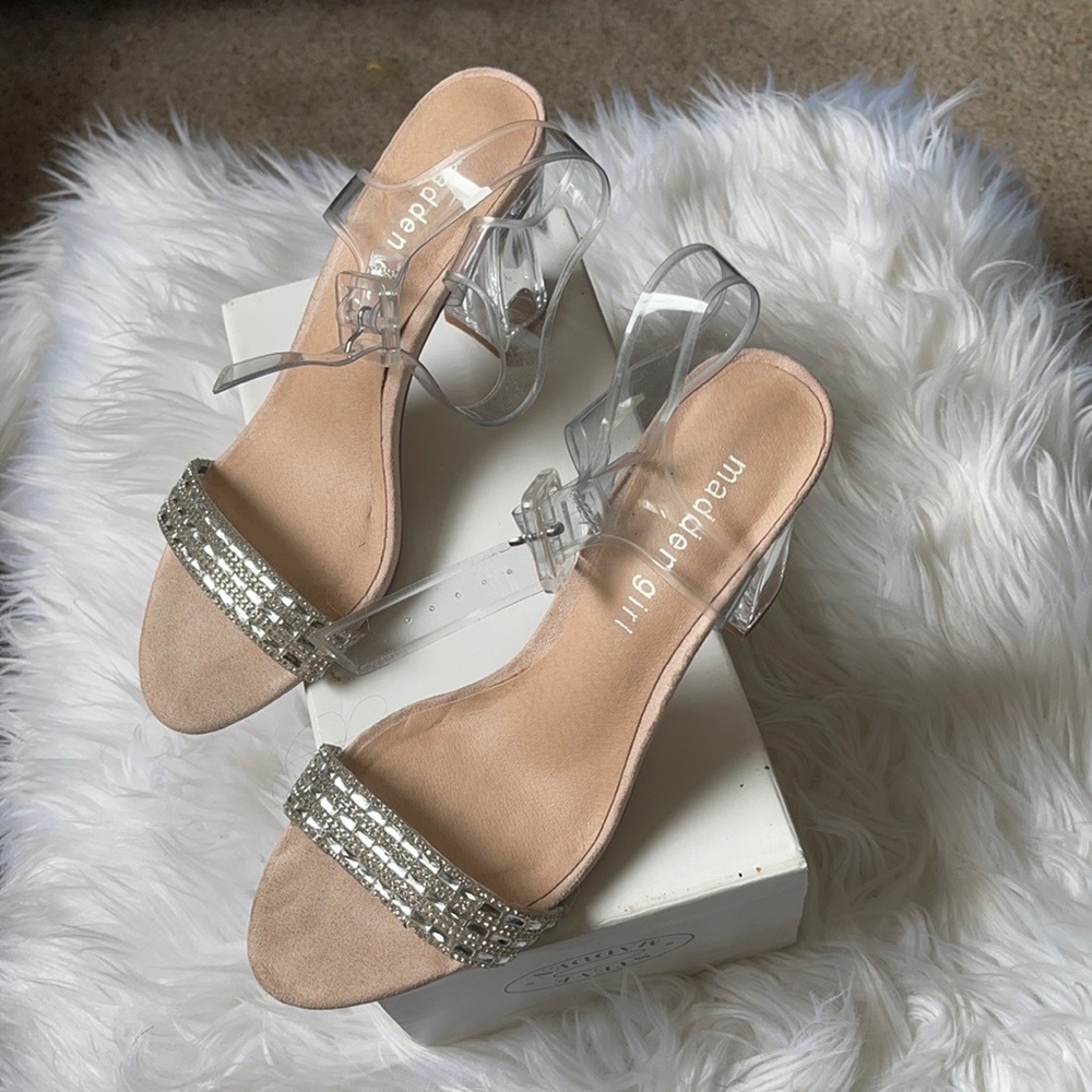 WMNS Clear chunky Heels  w/ rhinestone 3.5 in heel super comfy